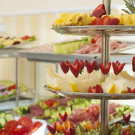 Отель Des Artistes Рим