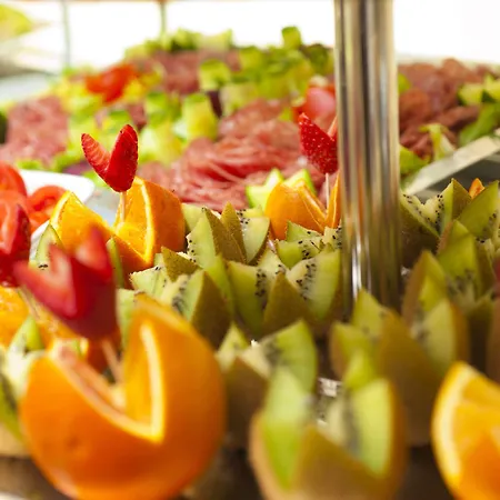 Des Artistes Отель Рим