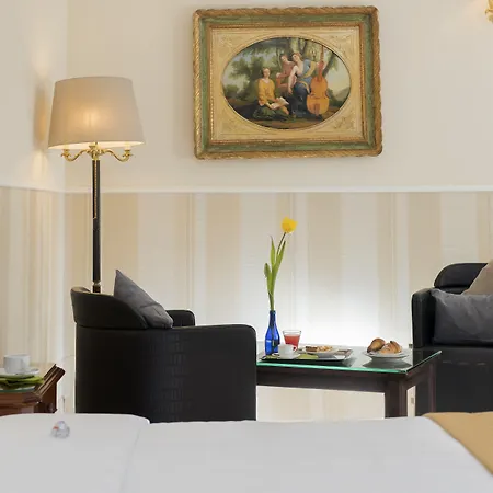 Des Artistes Отель Рим